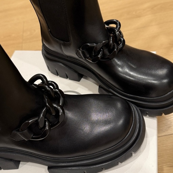 ✨Host pick✨Ash Fashion Black Combat Boots with Chain Accent - Picture 10 of 11